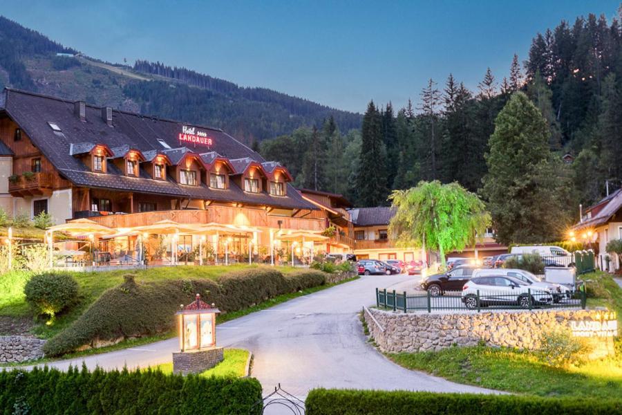 Hotel Vitaler Landauerhof Шладминг Экстерьер фото